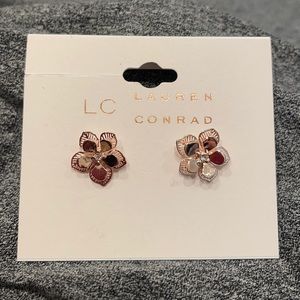 Lauren Conrad flower earrings NEW